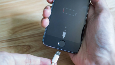 Фото - Apple наказали за то, что она убрала зарядные устройства из комплекта iPhone. Apple утверждает, что это позволило сэкономить около 550 000 тонн руды