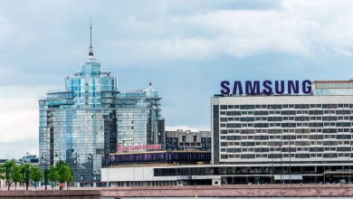 Фото - «Samsung не принимала решения о возобновлении поставок в Россию», — компания прокомменитировала последние слухи