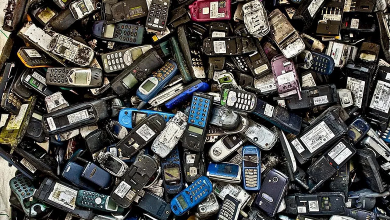 Фото - Стопка телефонов высотой 48 000 км — столько будет выброшено только в 2022 году